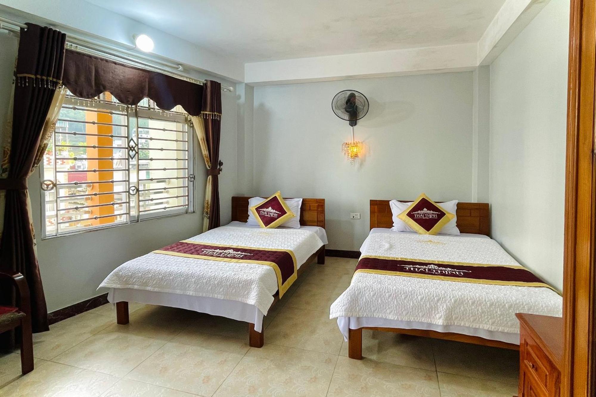 Thai Thinh Hotel Dong Van  Zewnętrze zdjęcie